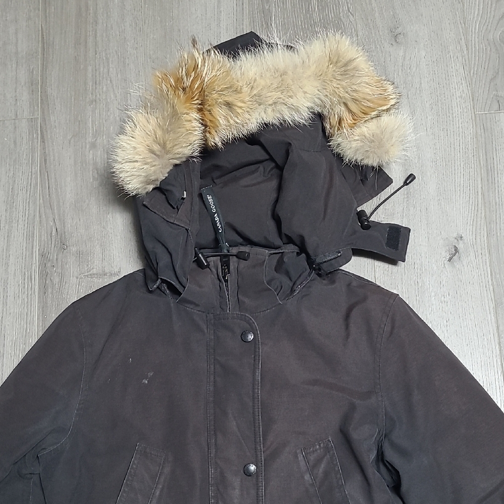 Canada Goose Black Parka with Fur Trim - Picture 2 of 16